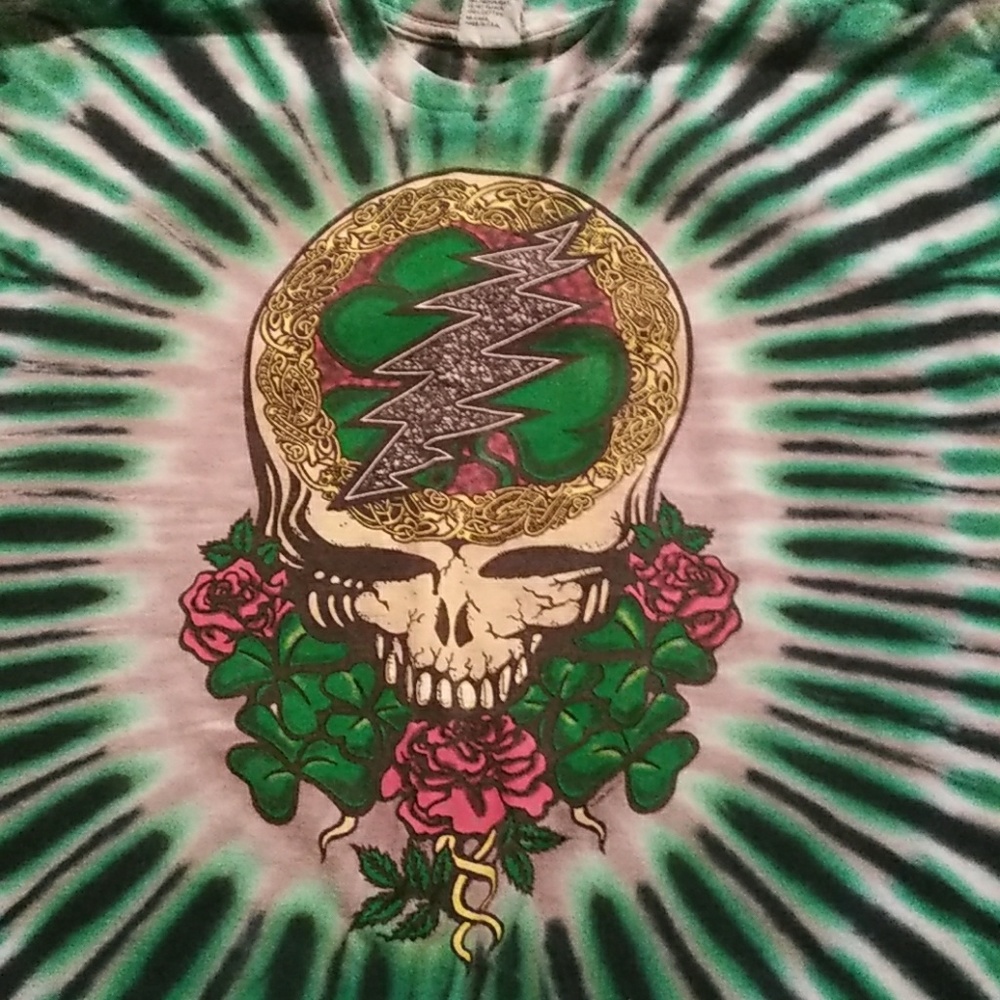 Grateful Dead t shirt